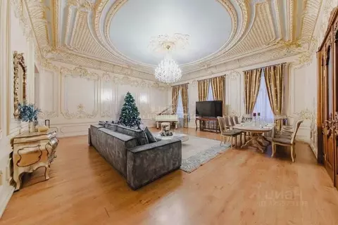 5-к кв. Санкт-Петербург Шпалерная ул., 26 (370.0 м)