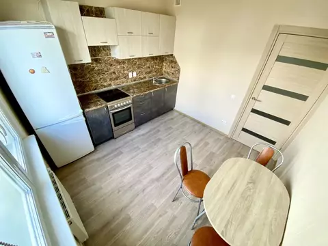 1-к кв. Санкт-Петербург ул. Чарушинская, 10 (35.0 м)