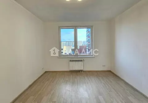 Продается 3-комнатная квартира