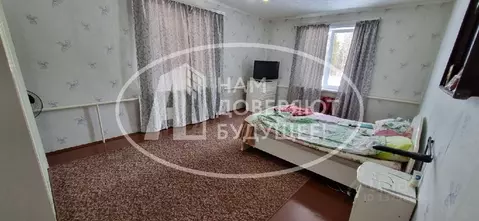 Дом в Пермский край, Чернушинский городской округ, пос. Азинский пер. ...