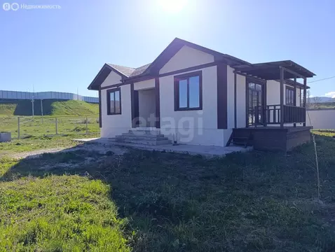 Дом в Добровское сельское поселение, село Заречное, Плотинная улица ...
