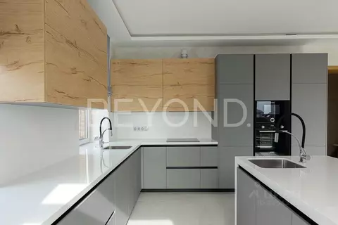 Дом в Ленинградская область, Выборгский район, Первомайское с/пос, ...