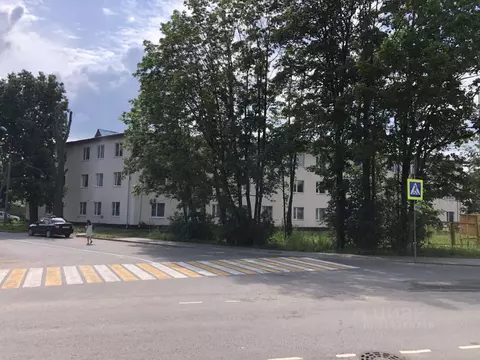 2-к кв. Псковская область, Печоры Сельская ул., 1 (43.2 м)