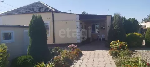 Дом в Ставропольский край, Изобильненский муниципальный округ, с. ...