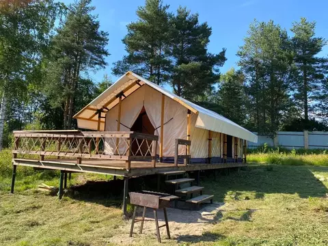Дом в Ленинградская область, Выборгский район, Полянское с/пос, пос. ...