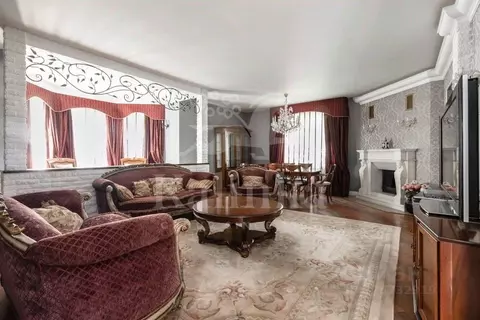 Дом в Московская область, Мытищи городской округ, д. Грибки  (314 м)