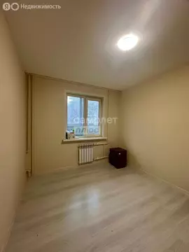 4-комнатная квартира: Екатеринбург, Рощинская улица, 48 (79 м)