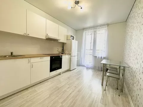 1-к кв. Татарстан, Казань ул. Родины, 24Б (42.0 м)