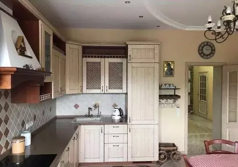 3-к кв. Белгородская область, Белгород Садовая ул., 61б (178.0 м)