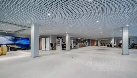 Торговая площадь в Санкт-Петербург наб. Обводного Канала, 72с2 (440 м)