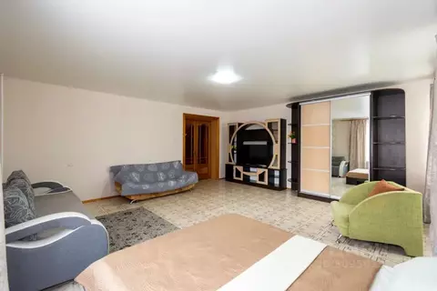 2-к кв. Иркутская область, Иркутск Дальневосточная ул., 142 (90.0 м)