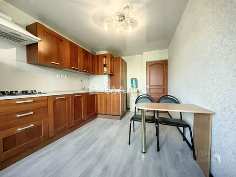 3-к кв. Смоленская область, Смоленск ул. Академика Петрова, 16 (81.4 ...