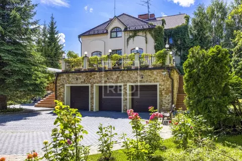 Дом в Москва ул. Академика Семенова, 97К32 (1000 м)