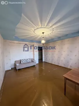 2-комнатная квартира: Каменск-Уральский, Каменская улица, 16 (86.7 м)