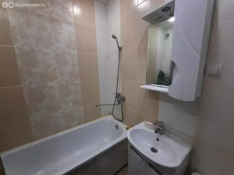 3-комнатная квартира: Саратов, улица имени П.Ф. Батавина, 17 (89 м)