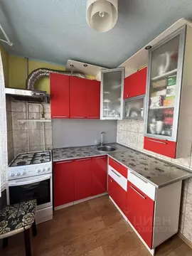 3-к кв. Омская область, Омск Городок Нефтяников мкр, ул. 2-я ...