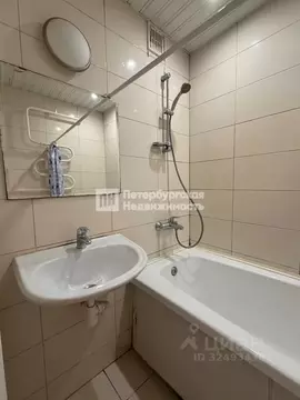 2-к кв. Санкт-Петербург ул. Подвойского, 28к1И (47.4 м)