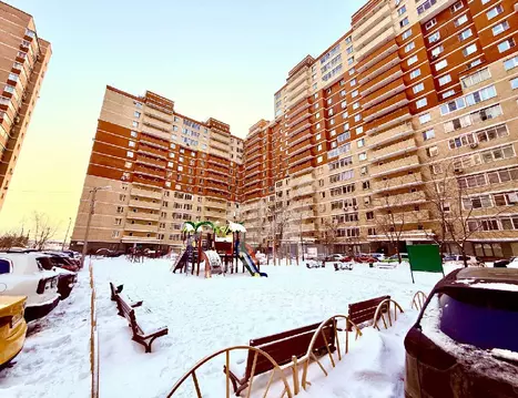 Продается 2-комнатная квартира