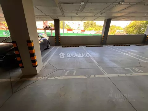 Гараж в Воронежская область, Воронеж ул. 9 Января, 68/1П (13 м)