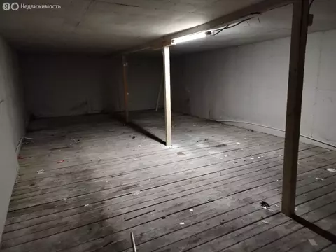 Склад (100.8 м)