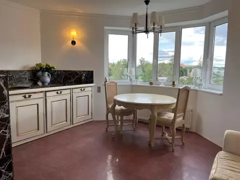 2-к кв. Санкт-Петербург ул. Коммуны, 61 (75.0 м)