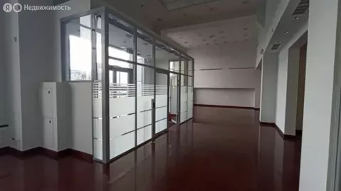 Офис (372 м)