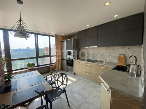 2-к кв. Брянская область, Брянск ул. Комарова, 57 (70.0 м)