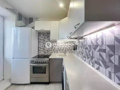 2-к кв. Кировская область, Киров ул. Опарина, 3 (46.0 м)