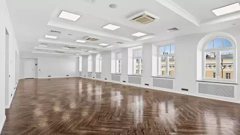 Офис в Санкт-Петербург наб. Реки Мойки, 36 (301 м)