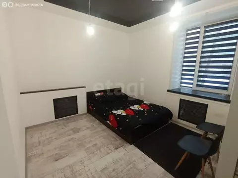 2-комнатная квартира: Краснокамск, Большевистская улица, 33 (49 м)