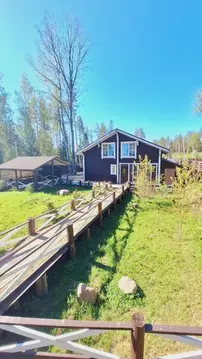 Дом в Санкт-Петербург пос. Парголово, Школьный пер., 1 (250 м)