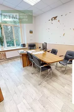 Офис в Санкт-Петербург Глазурная ул., 8/10 (600 м)