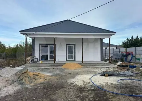 Дом в Крым, Симферопольский район, с. Трудовое ул. Зеленая (110 м)