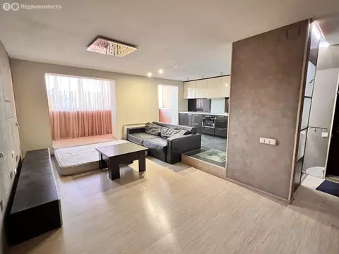 3-комнатная квартира: Екатеринбург, Бисертская улица, 16к3 (63.2 м)