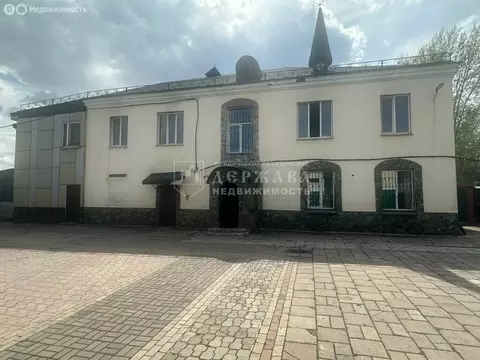 Склад (967 м)
