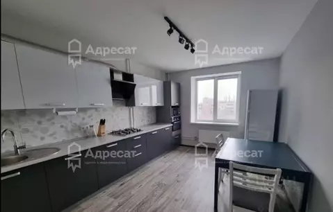 2-к кв. Волгоградская область, Волгоград ул. Глазкова, 23 (70.3 м)