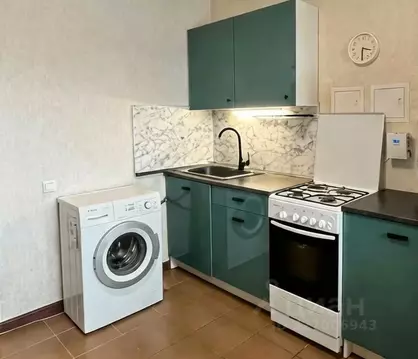 2-к кв. Башкортостан, Уфа пос. Аэропорт, ул. Строителей, 15к3 (63.2 м)