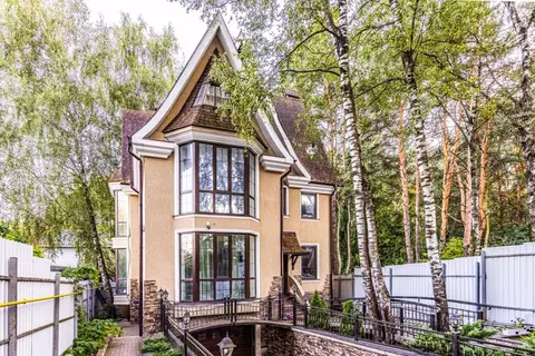 Дом в Москва Одинцовская ул. (452 м)