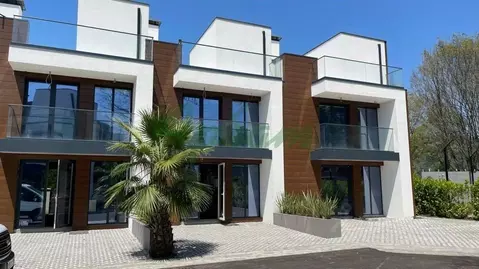Таунхаус в Краснодарский край, Сочи городской округ, с. Орел-Изумруд ...
