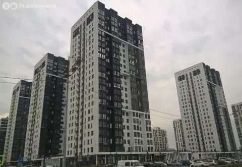 3-комнатная квартира: Тюмень, улица Александра Протозанова, 8 (86.4 м)