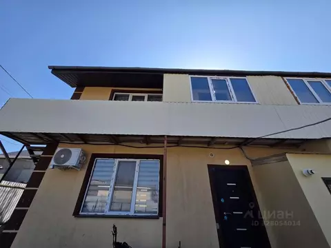 2-к кв. Севастополь Каравай ТСН, 18 (54.0 м)