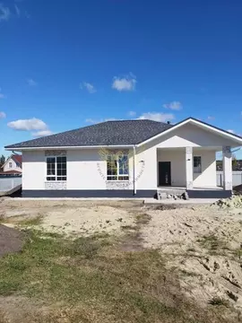 Дом в Белгородская область, Старый Оскол ул. Алексеевская, 3 (150 м)