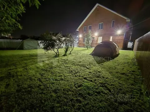 Коттедж в Тюменская область, Тюмень ул. Бакинских Комиссаров (392 м)