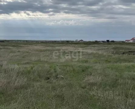 Участок в Крым, Ленинский район, Семисотское с/пос, с. Каменское ул. ...