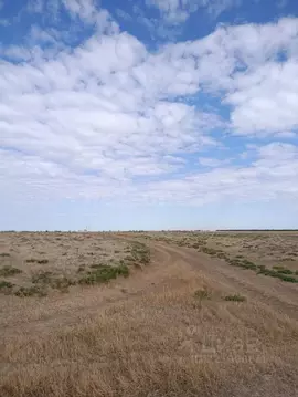 Участок в Крым, Красноперекопский район, Вишневское с/пос, с. Уткино ...