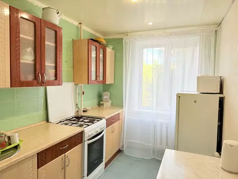 3-к кв. Саратовская область, Энгельс ул. Тельмана, 43 (64.2 м)