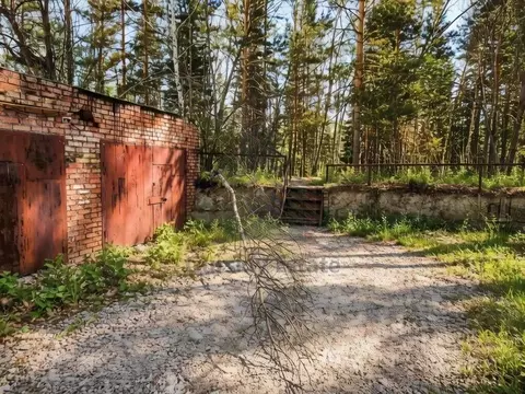Гараж в Красноярский край, Красноярск ул. Академгородок, 16Г (50 м)