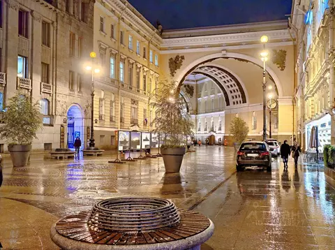 Студия Санкт-Петербург Большая Морская ул., 7 (18.0 м)