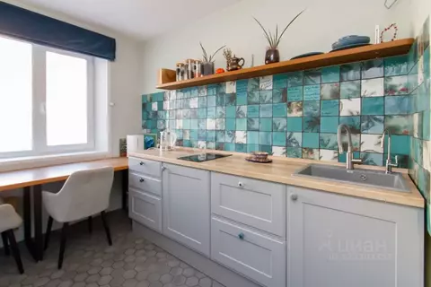 3-к кв. Тюменская область, Тюмень ул. Мельникайте, 127а (70.1 м)