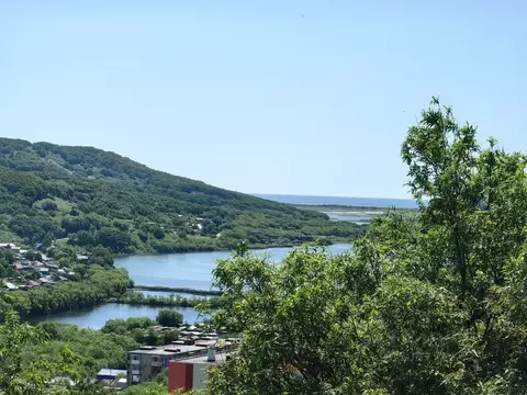 3-к кв. Камчатский край, Петропавловск-Камчатский ул. Зеленая роща, 2А ...